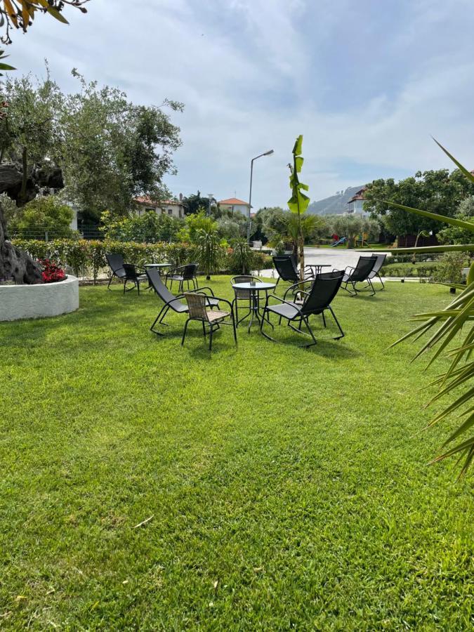 Mola Papaya Studios Mola Kalyva Exteriér fotografie