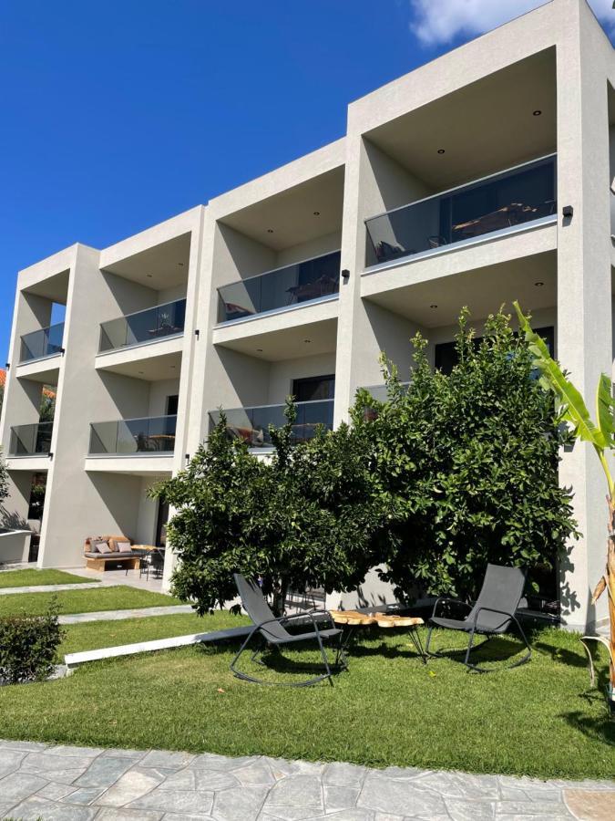 Mola Papaya Studios Mola Kalyva Exteriér fotografie